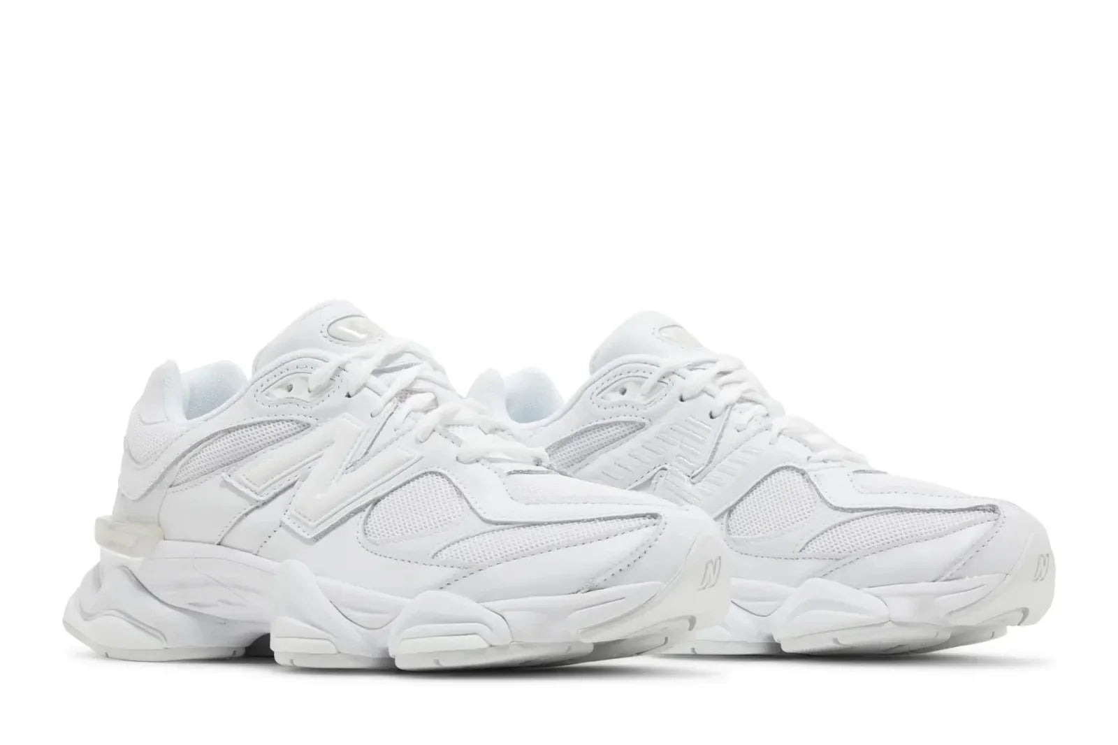 9060 Triple White